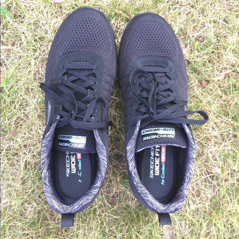 Skechers Flex Advantage men’s shoes - size 11.5